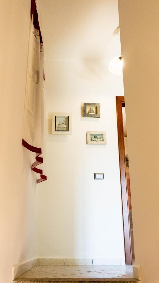 Appartamento Sette Posti Vicino Al Centro Di San Teodoro San Teodoro  Exterior foto